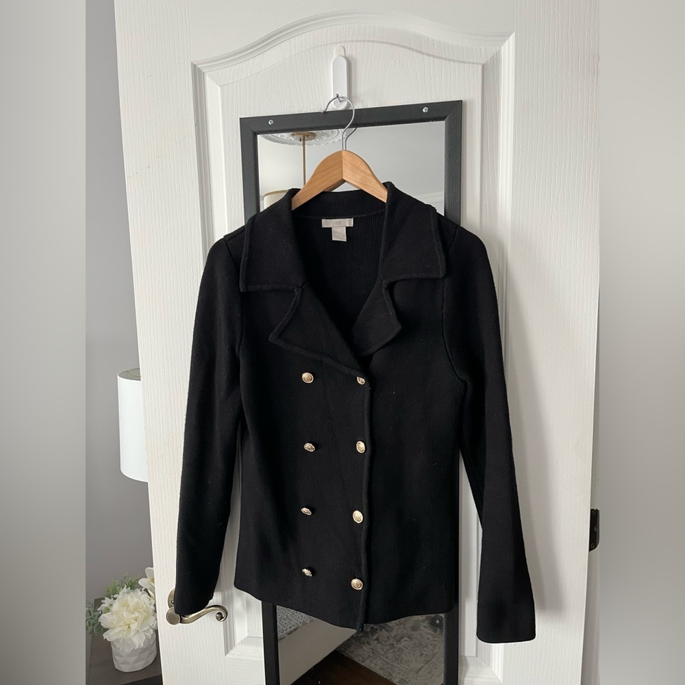 H&M gold buttons vest sweater